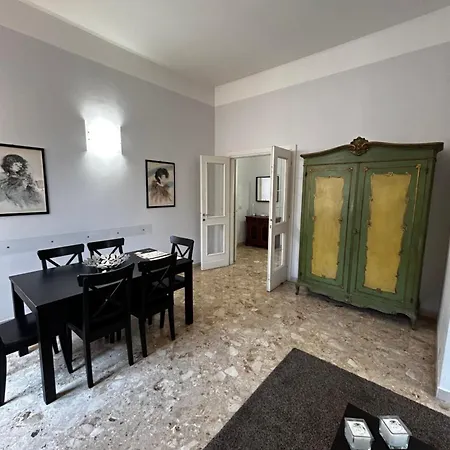 Vatican Attic Semesterbostad *